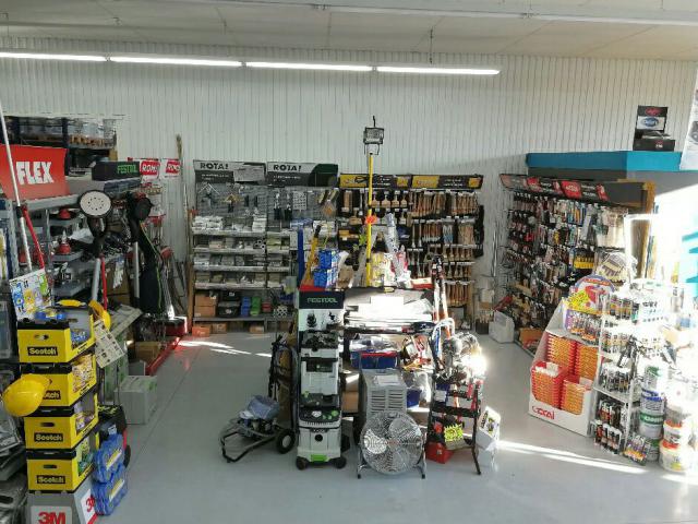 Magasin d'outillage